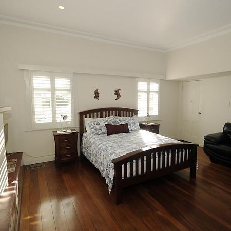 My Place Accommodation Όλμπανι Εξωτερικό φωτογραφία