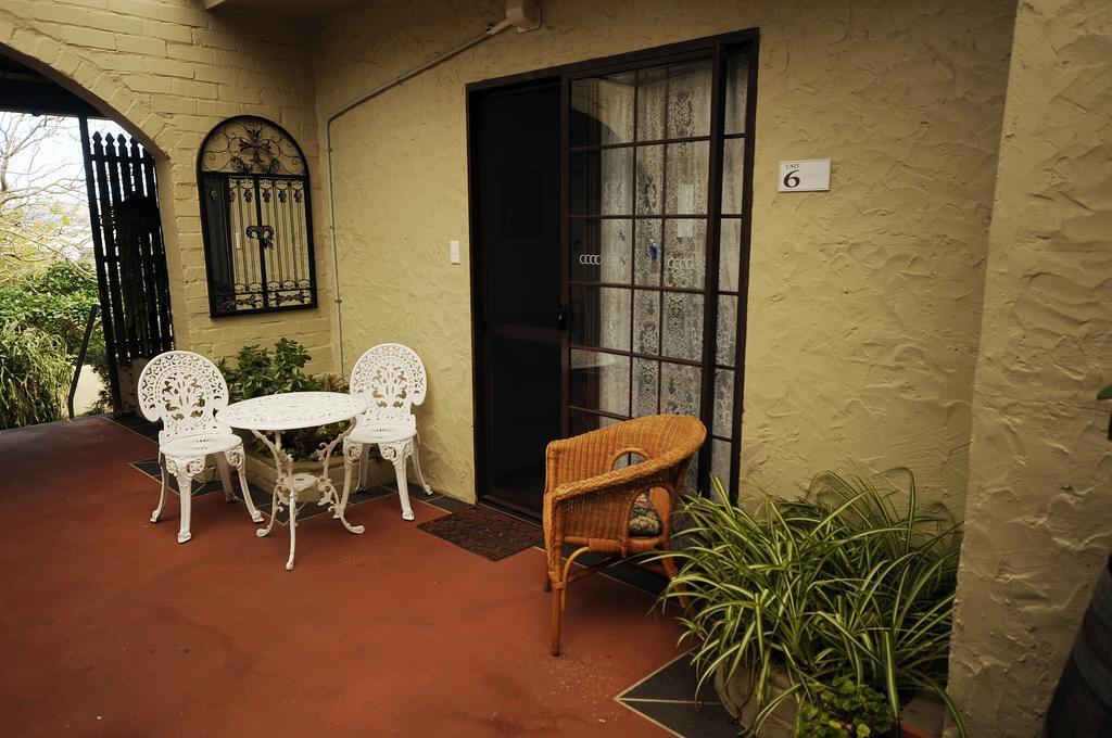My Place Accommodation Όλμπανι Εξωτερικό φωτογραφία