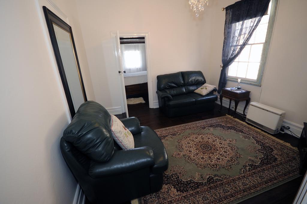 My Place Accommodation Όλμπανι Εξωτερικό φωτογραφία