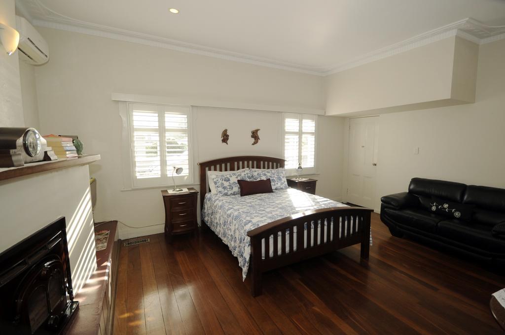 My Place Accommodation Όλμπανι Εξωτερικό φωτογραφία
