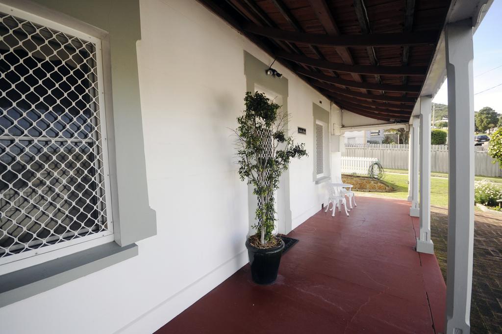 My Place Accommodation Όλμπανι Εξωτερικό φωτογραφία