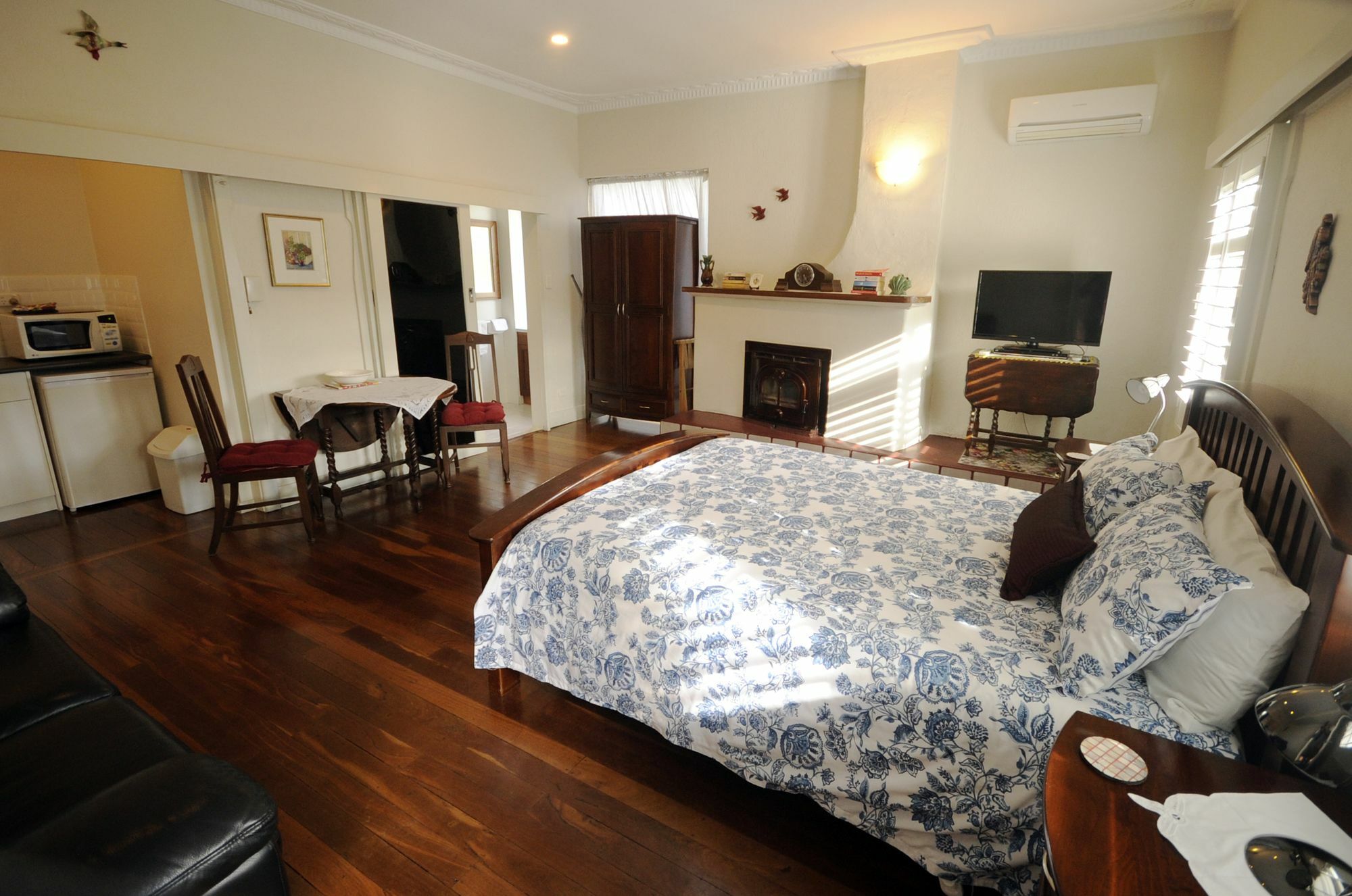 My Place Accommodation Όλμπανι Εξωτερικό φωτογραφία